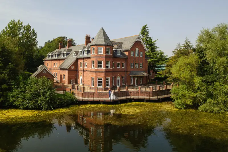 Karls Photography Award Winning Wedding Photographer in Chesterfield Slider Image WebP 024